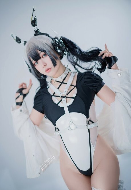 eeelyeee pornstar perfect img