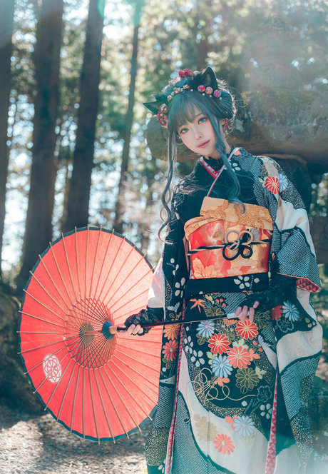 eeelyeee pornstar erotic image