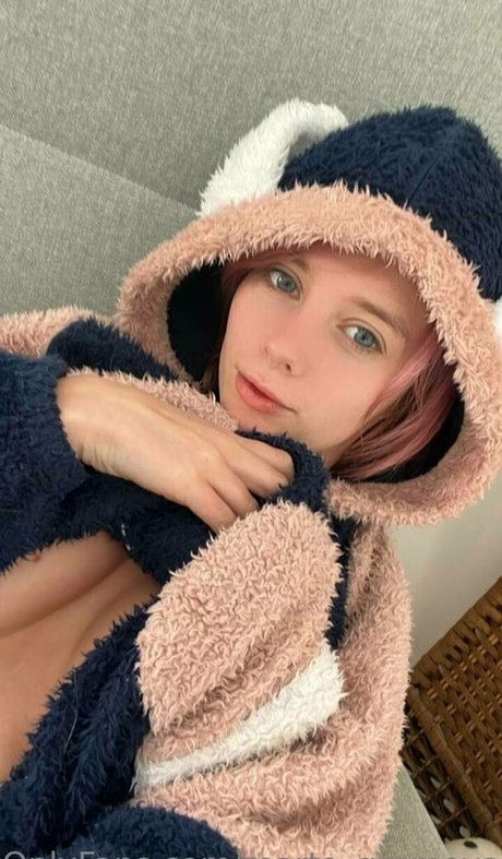 Marta Gromova naked pornstar galleries