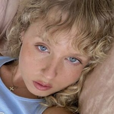 Sarahthomas69 pornstar exclusive picture