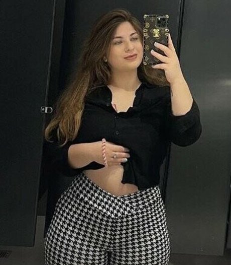 Hashemi Sisters pornstar nudes picture