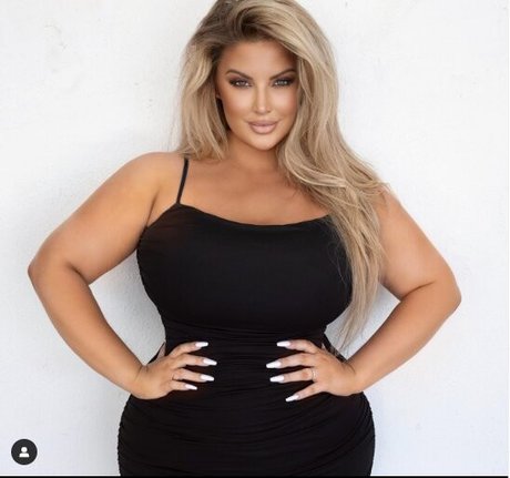 outside onlyfans hot naked gallery