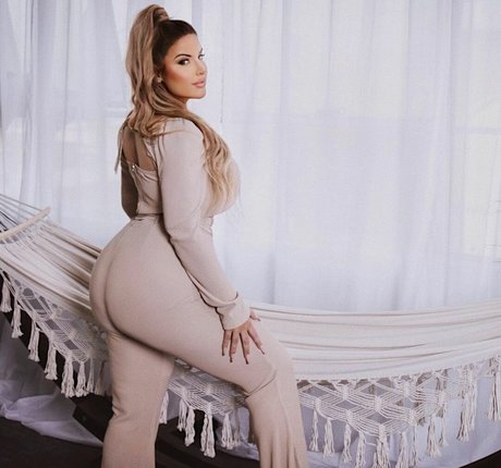 Ashley Alexiss beautiful pornstar picture