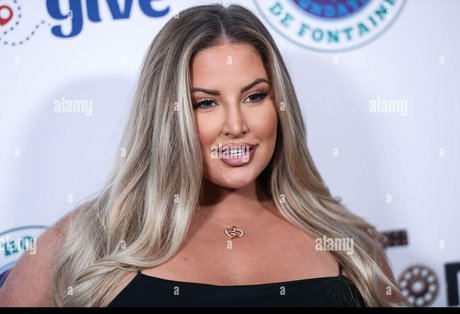 Ashley Alexiss pornstar naked pics