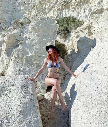 Dixowho pretty pornstar img