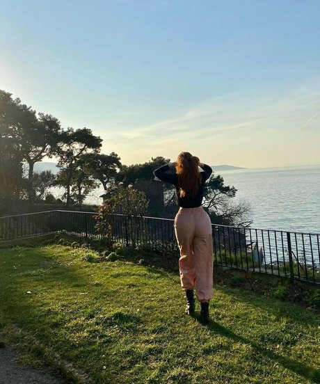 Dixowho high quality star image