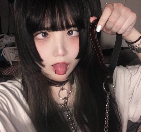 fishzombie model adult photo