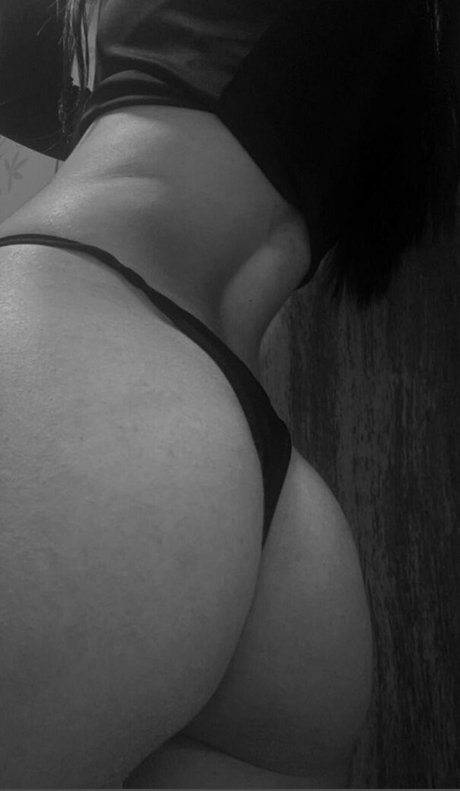 Oliveiranat pornstar nude galleries