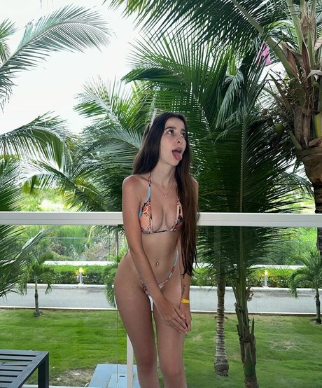 Nayi Martinez model perfect picture