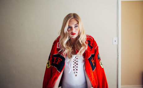 Samara Weaving erotic pornstar picture