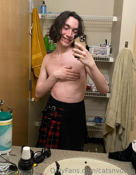 catsnvodka star xxx pictures