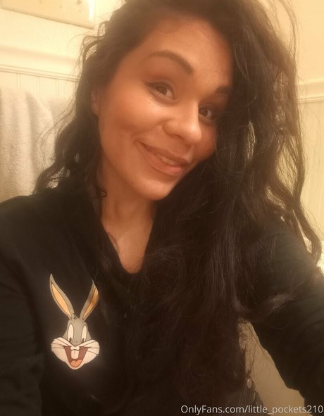 little pockets210 sex actress archive