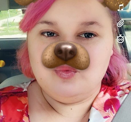 dezibear1998 art actress image