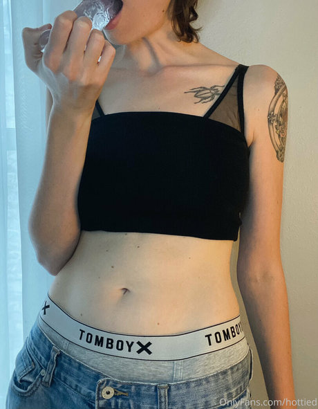 hottied nude model galleries