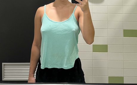 skylarosy beautiful actress galleries