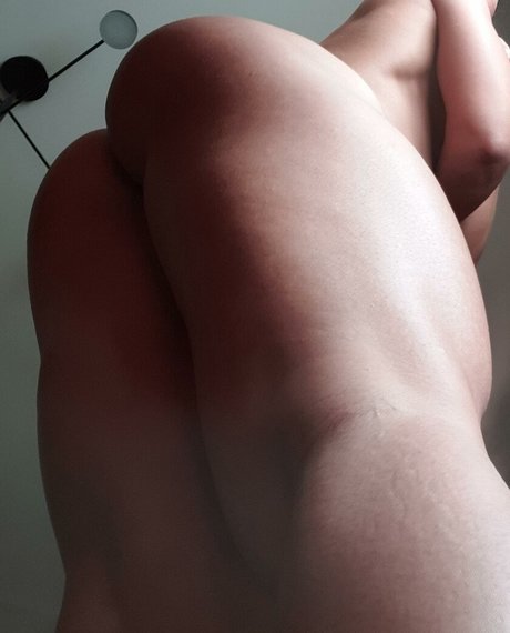 quadsqueeen star naked image