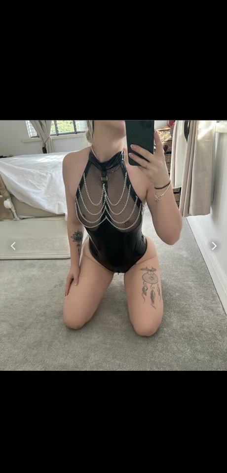 Natalie Hanby art star picture