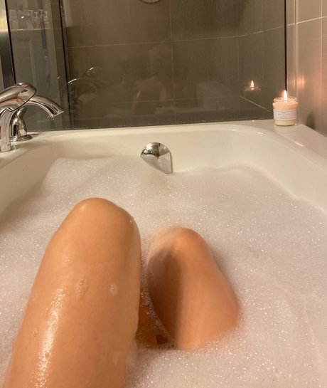 Vyxphan star sexy image