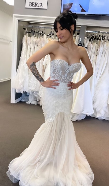 Cristina Valenzuela beautiful actress photos