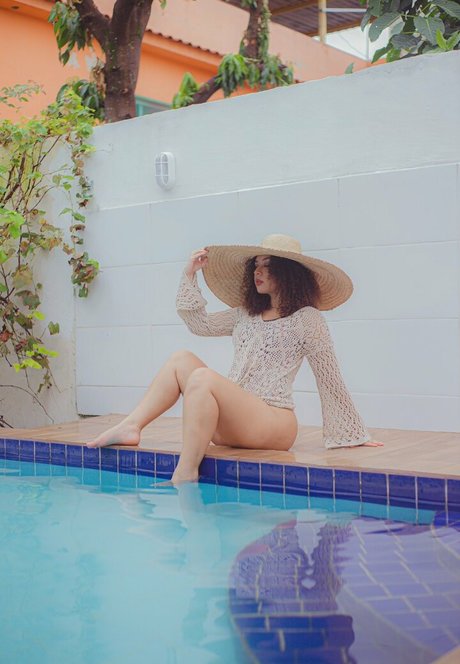 buhloves model top archive