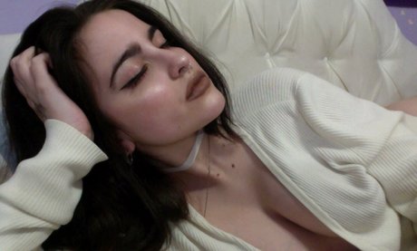 artbitch666 nude actress archive