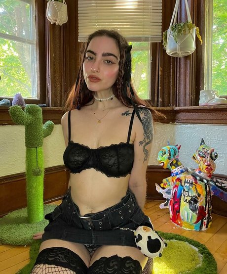 artbitch666 perfect model img