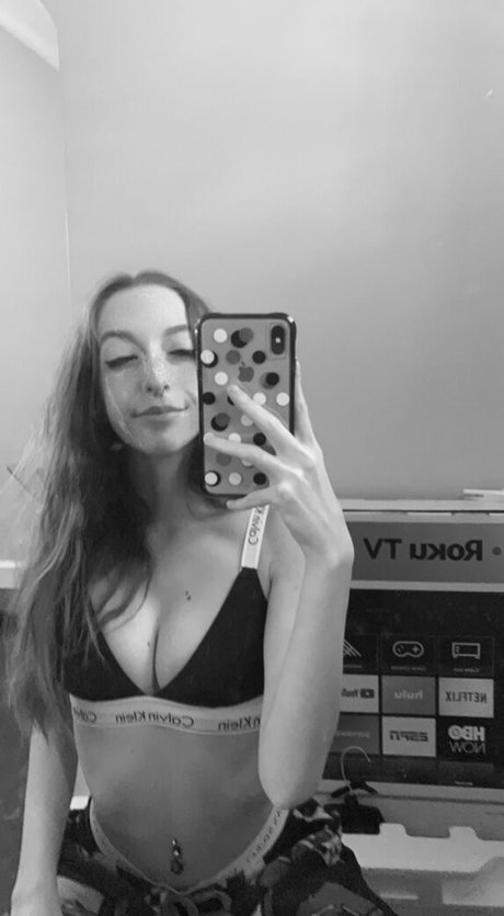 FrontDeskLady star beautiful photos