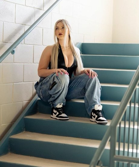 Miranda Cohen pornstar hot photos