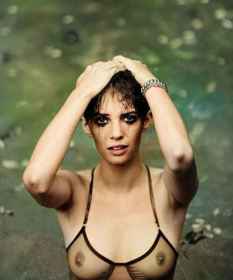 Maya Hawke perfect actress picture