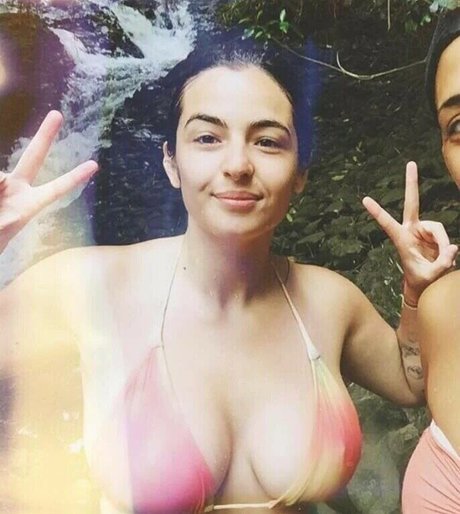 Alanna Masterson top pornstar img