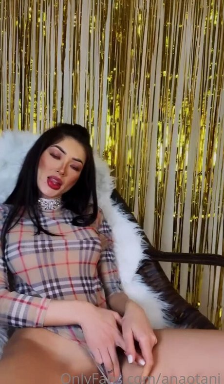 Ana Otani pretty actress pictures