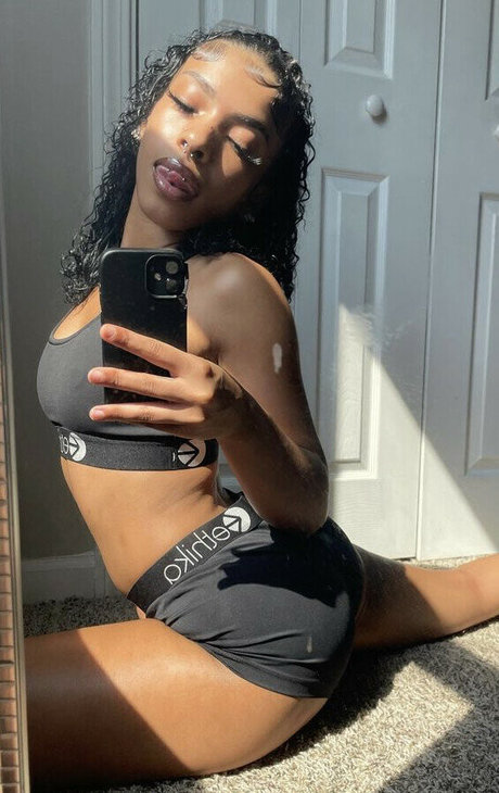 _daisy andrews_ nude pornstar pics