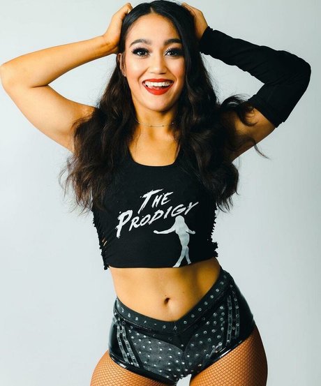 Roxanne Perez star free archive