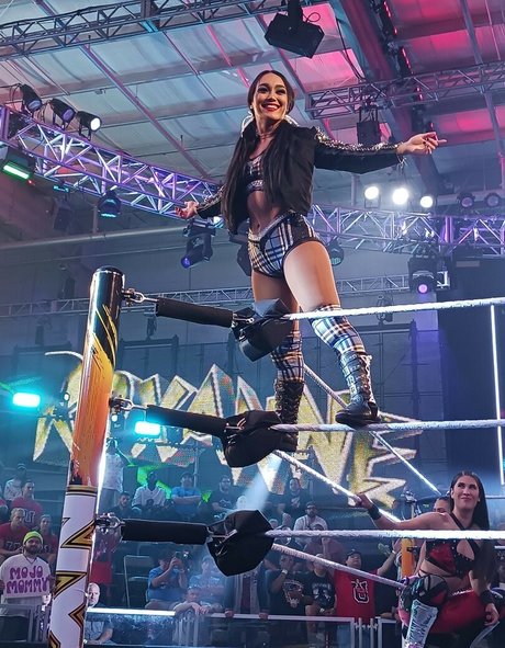 Roxanne Perez porn actress galleries