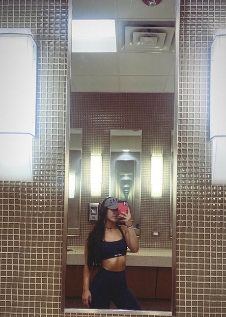 Roxanne Perez pornstar nudes gallery