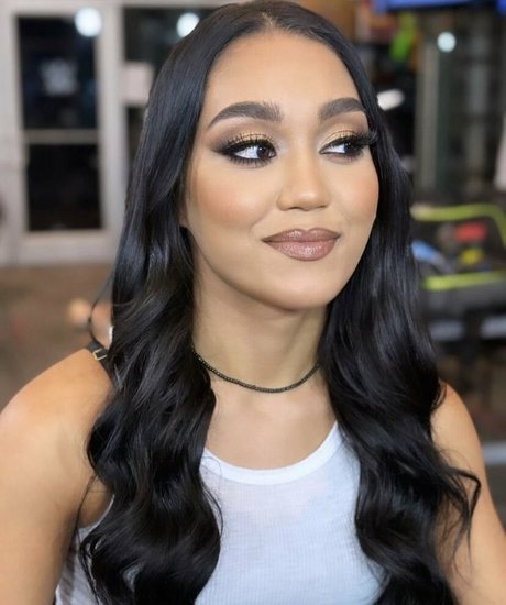 Roxanne Perez model naked photo