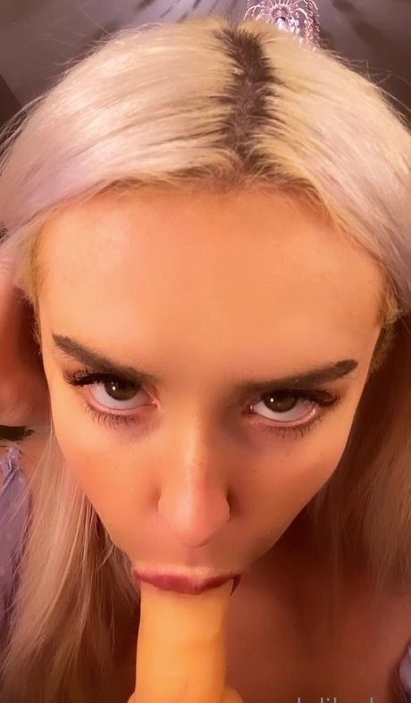 lolilealae pornographic actress pictures