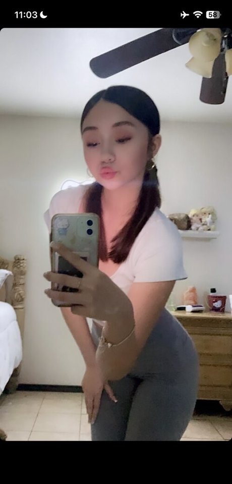 Summerfausey art model archive