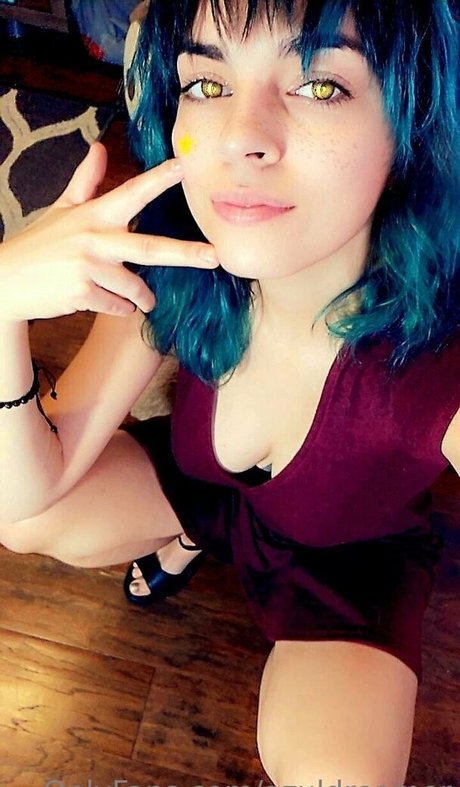 azuldreamer naked model pic