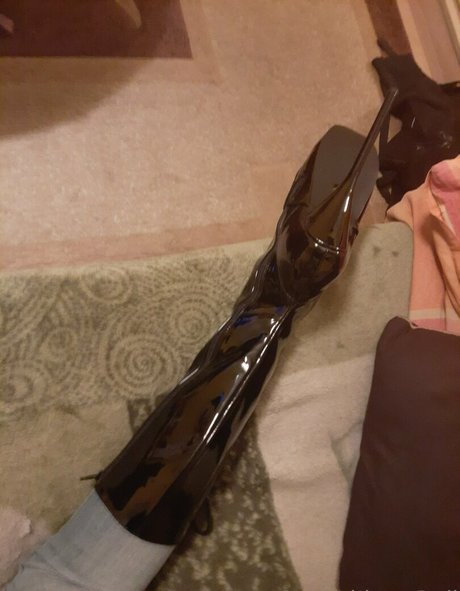 rubbobject doll star naked photo