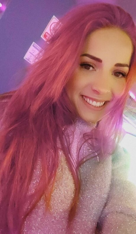 jencobriza pornographic actress pics