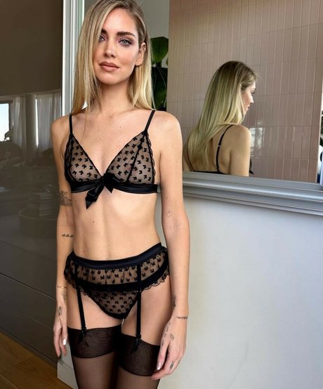 Chiara Ferragni art pornstar pictures
