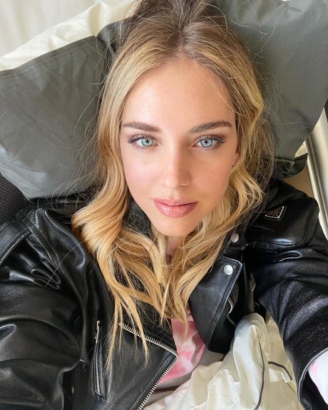 Chiara Ferragni free star galleries