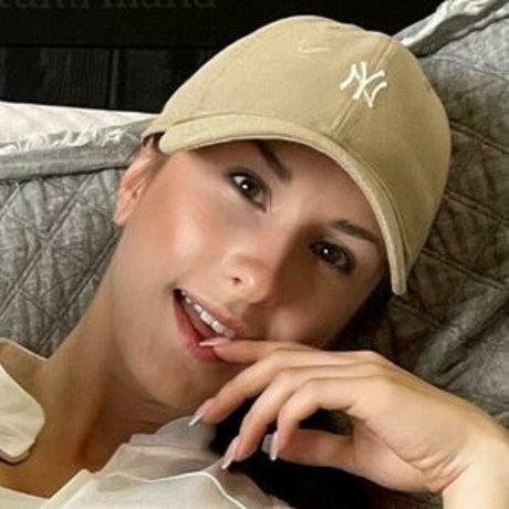 Tallumalland nude pornstar gallery