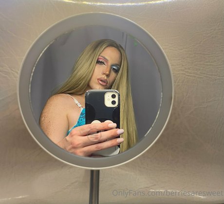 berriesaresweet art star pictures