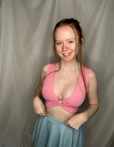 Cherrylovebombb star art archive