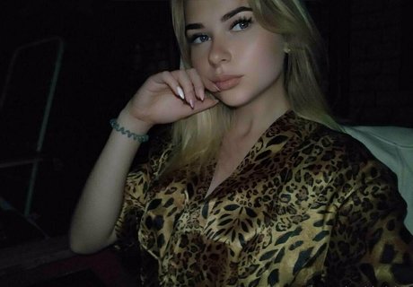 a tendergirl vialeti star hd galleries