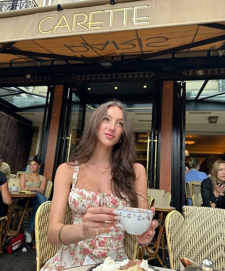 Lennox Hopkins best star image