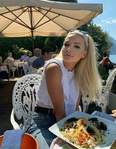 Julesblodna39 model sexy photo