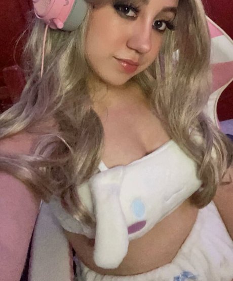 babymich hd model picture